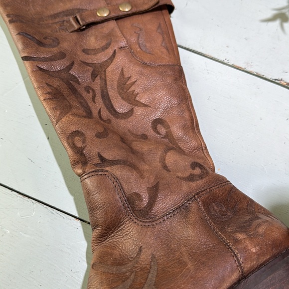 Matisse Tall Riding Boot with Adjustable Calves - Picture 7 of 7